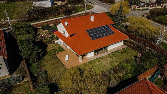 Eladó családi ház, Ürömön 249.9 M Ft, 5 szobás