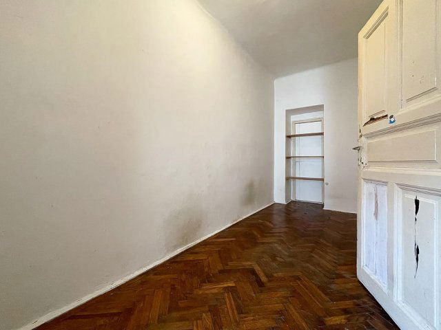 Eladó téglalakás, Budapesten, VIII. kerületben, József körúton