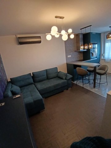 Eladó panellakás, Tatabányán 48.9 M Ft, 2+1 szobás