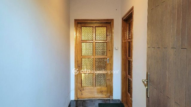Eladó családi ház, Szentendrén 159 M Ft, 6+1 szobás
