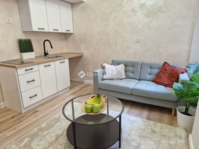 Eladó téglalakás, Budapesten, XIII. kerületben 38 M Ft, 1 szobás