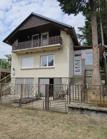 Eladó nyaraló, Igalon 28.5 M Ft, 3 szobás / költözzbe.hu
