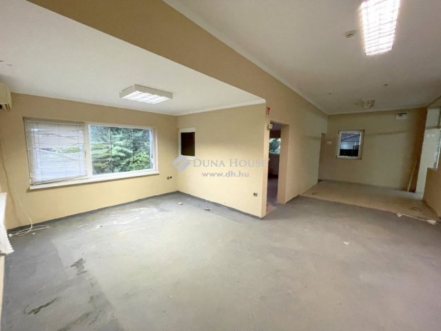 Eladó ipari ingatlan, Kocséren 80 M Ft / költözzbe.hu