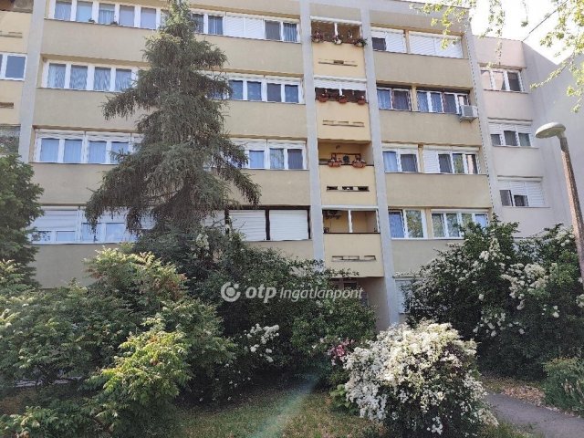Eladó téglalakás, Sárospatakon 23.3 M Ft, 1+1 szobás