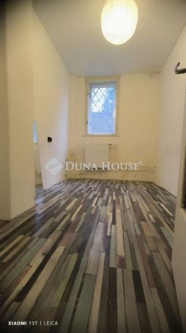 Eladó téglalakás, Budapesten, II. kerületben 76.7 M Ft, 3 szobás