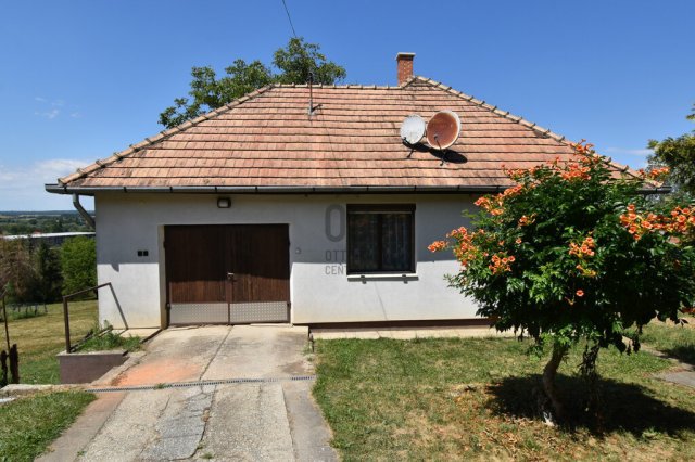 Eladó családi ház, Zalaegerszegen 39.9 M Ft, 5 szobás
