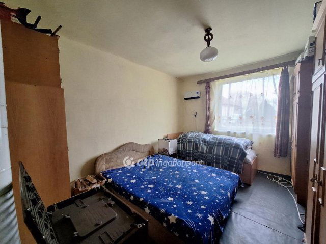 Eladó családi ház, Sárrétudvarin 8.5 M Ft, 2 szobás