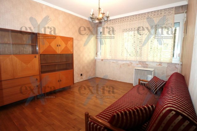 Eladó téglalakás, Szegeden 59.9 M Ft, 3 szobás