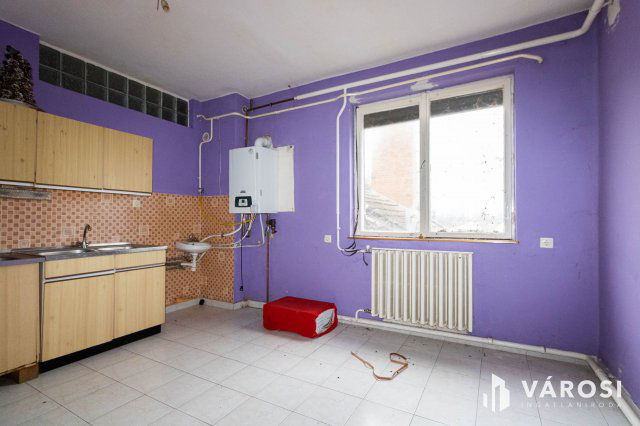 Eladó családi ház, Medgyesbodzáson 10.5 M Ft, 3 szobás