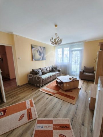 Kiadó téglalakás, albérlet, Tatabányán 140 E Ft / hó