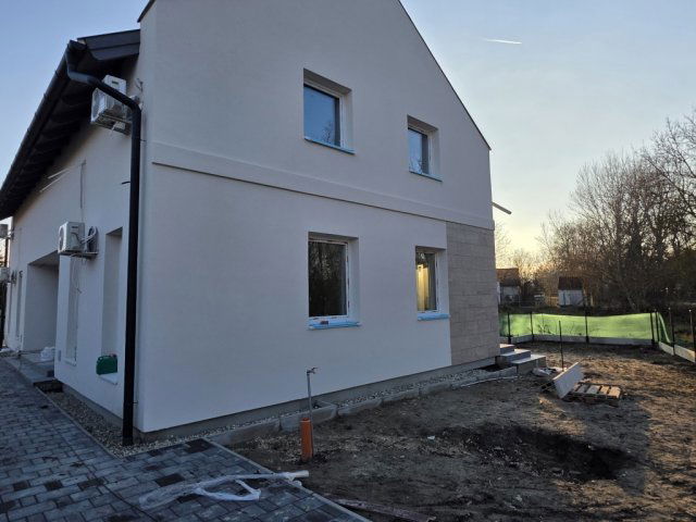 Eladó ikerház, Gárdonyban 94.99 M Ft, 2+3 szobás