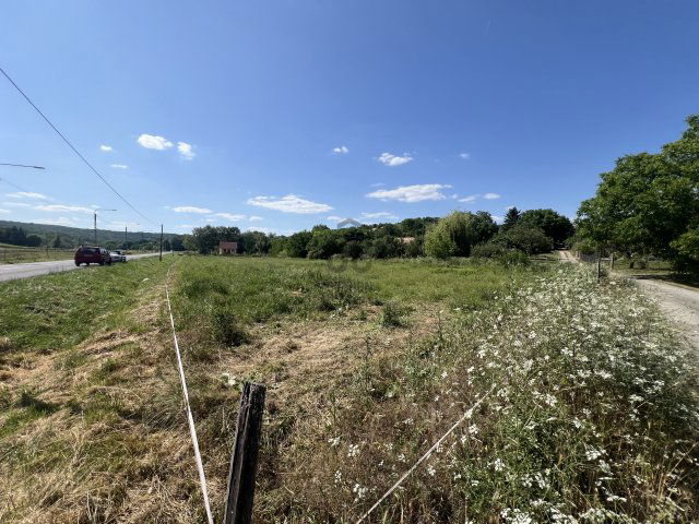 Eladó telek, Szekszárdon 10 M Ft / költözzbe.hu