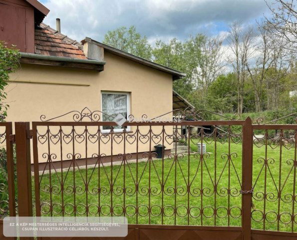 Eladó családi ház, Solymáron, Külső Bécsi úton 38.5 M Ft