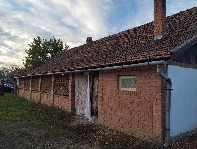 Eladó családi ház, Csanádalbertiben 9.2 M Ft, 3 szobás