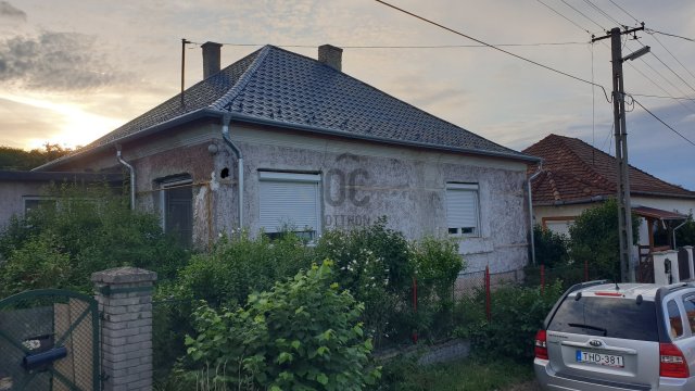 Eladó családi ház, Ózdon 12 M Ft, 3 szobás