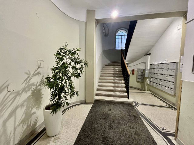 Eladó téglalakás, Budapesten, V. kerületben 89 M Ft, 1+1 szobás