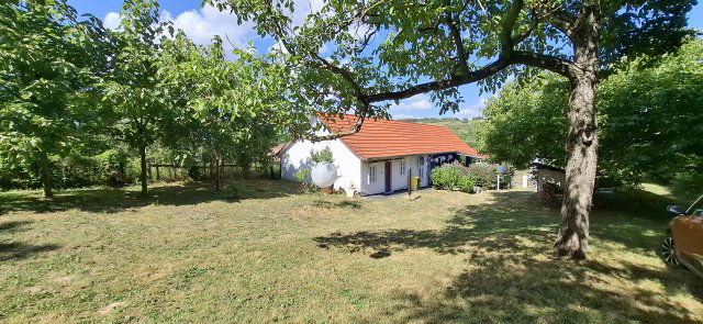 Eladó családi ház, Kisbárapátin 35.91 M Ft, 2 szobás