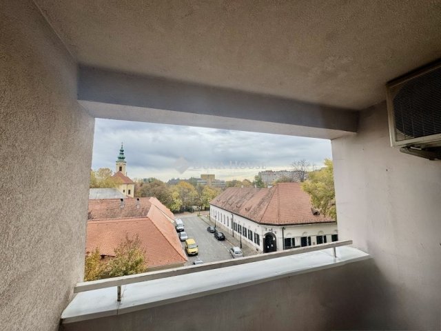 Eladó panellakás, Budapesten, III. kerületben 68.9 M Ft, 2 szobás