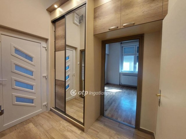 Eladó téglalakás, Budapesten, XIX. kerületben 49 M Ft