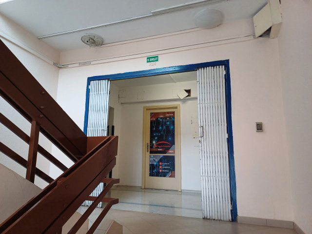 Eladó iroda, Szegeden 25.5 M Ft, 4 szobás / költözzbe.hu