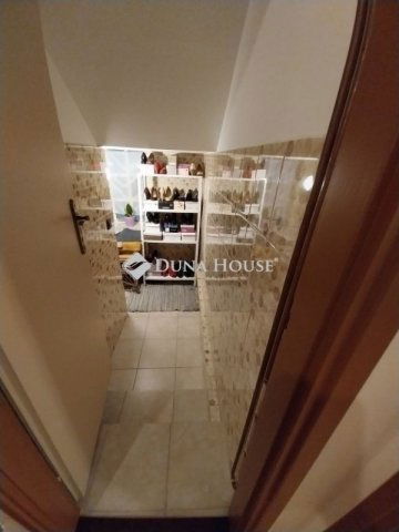 Eladó családi ház, Szegeden 199.9 M Ft, 7+1 szobás