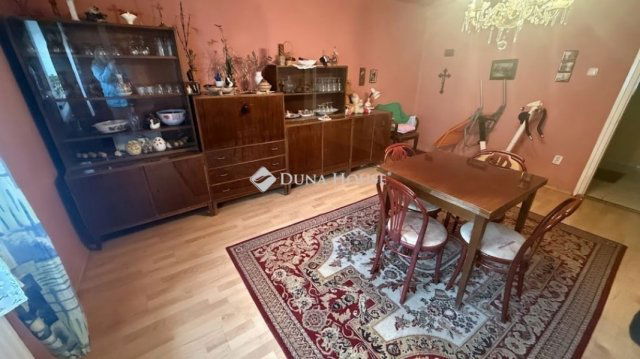 Eladó családi ház, Szombathelyen 85.9 M Ft, 5 szobás