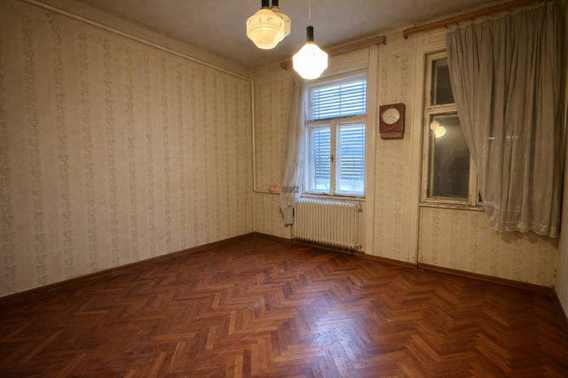 Eladó családi ház, Székesfehérvárott 69.5 M Ft, 3 szobás