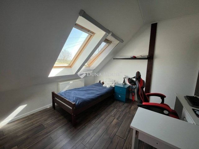 Eladó családi ház, Zalaegerszegen 99 M Ft, 5 szobás