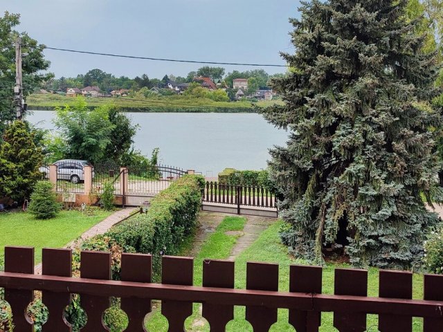 Eladó családi ház, Taksonyon 94.99 M Ft, 3+1 szobás