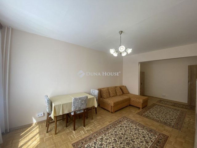 Kiadó panellakás, albérlet, Győrött 190 E Ft / hó, 2 szobás