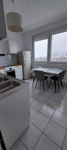 Kiadó panellakás, albérlet, Debrecenben, Derék utcában