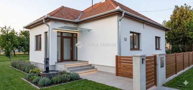 Eladó családi ház, Nézsán 32.9 M Ft, 2 szobás