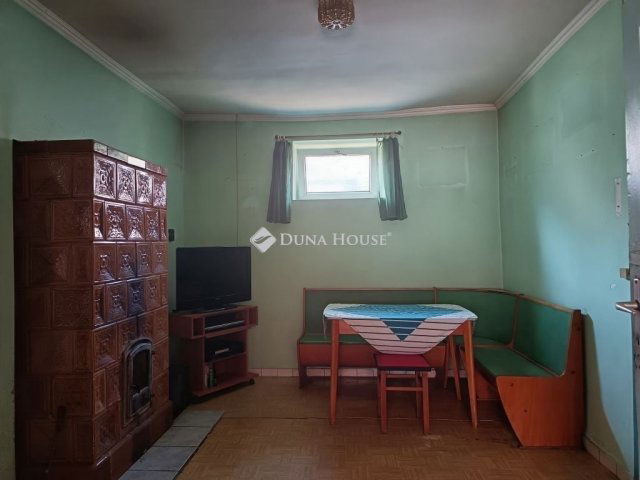 Eladó családi ház, Szabadbattyánban 49.9 M Ft, 3 szobás