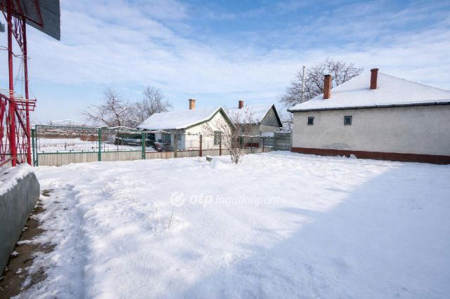 Eladó családi ház, Létavértesen 39.5 M Ft, 2 szobás