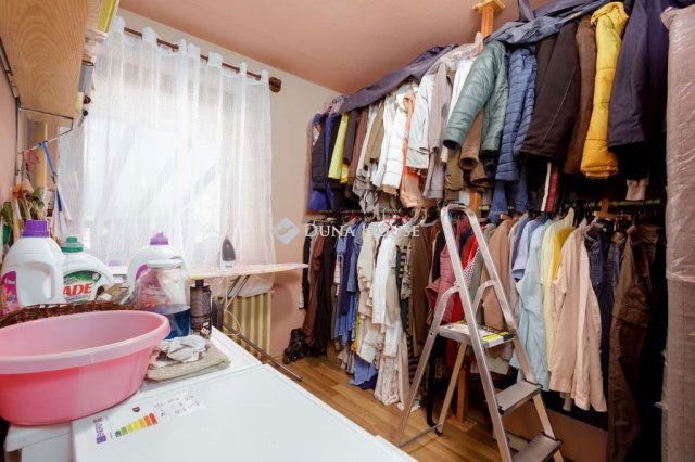 Eladó családi ház, Ásványrárón 94.9 M Ft, 6 szobás