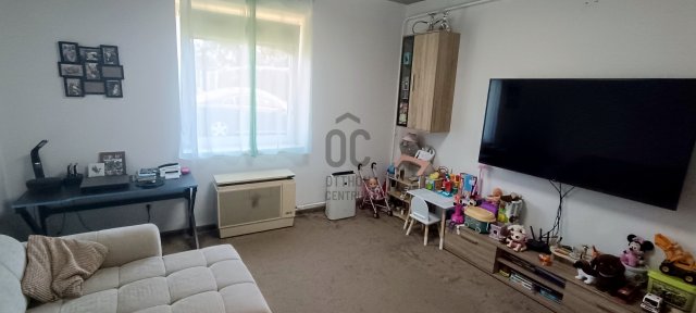 Eladó családi ház, Versegen 41.5 M Ft, 2 szobás
