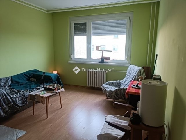 Eladó panellakás, Szegeden 51.49 M Ft, 2 szobás