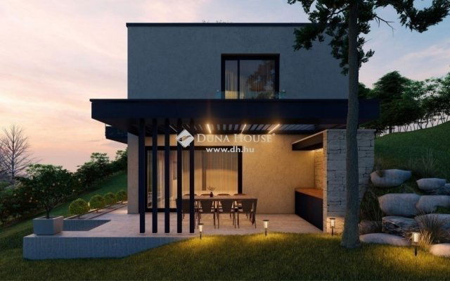 Eladó családi ház, Pécsett 388 M Ft, 4 szobás