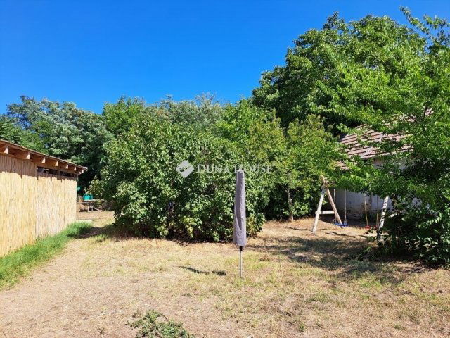 Eladó családi ház, Tápióságon 29.5 M Ft, 2 szobás