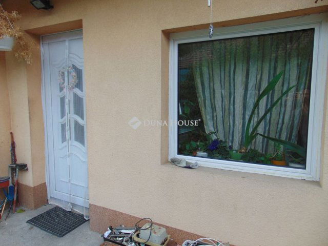 Eladó családi ház, Budapesten, XX. kerületben 79.9 M Ft