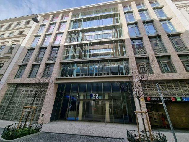 Kiadó iroda, Budapesten, VI. kerületben, Paulay Ede utcában