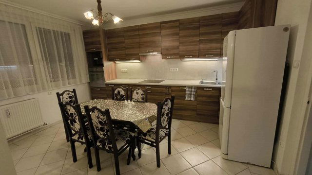 Kiadó panellakás, albérlet, Debrecenben, Jerikó utcában