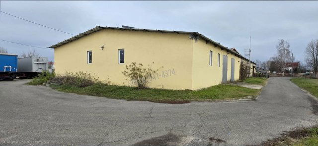 Kiadó ipari ingatlan, Alsónémediben 640 E Ft / hó