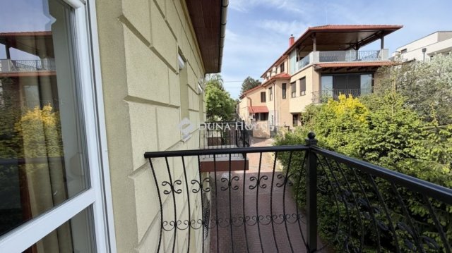 Eladó téglalakás, Budapesten, XI. kerületben 165 M Ft, 3 szobás