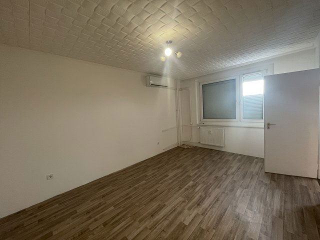Eladó panellakás, Miskolcon, Győri kapu utcában 22.99 M Ft