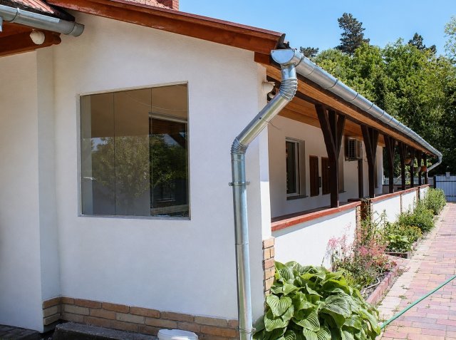 Eladó ikerház, Ócsán 92.7 M Ft, 6 szobás / költözzbe.hu