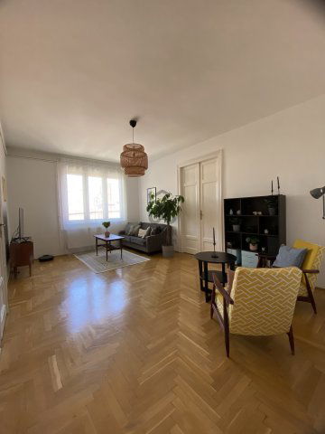 Eladó téglalakás, VIII. kerületben, Bródy Sándor utcában