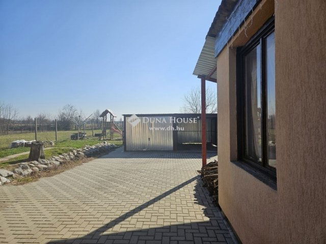 Eladó családi ház, Nagyharsányon 44.9 M Ft, 4 szobás