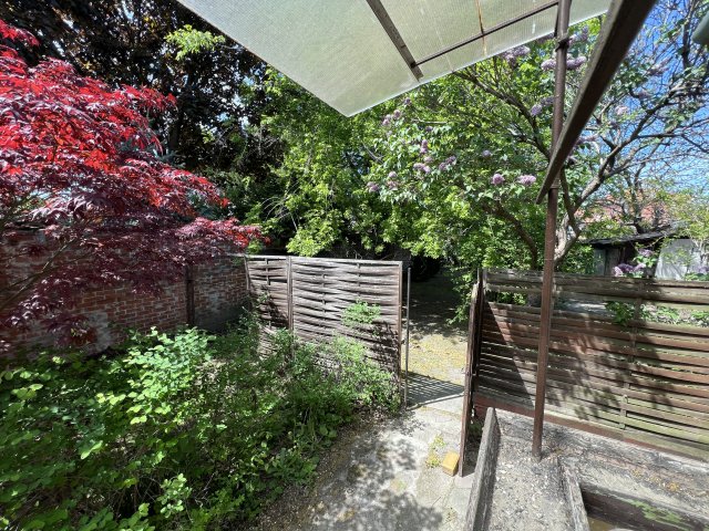 Eladó családi ház, Budapesten, XV. kerületben 79.9 M Ft