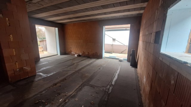 Eladó ikerház, Gödöllőn 150 M Ft, 5 szobás